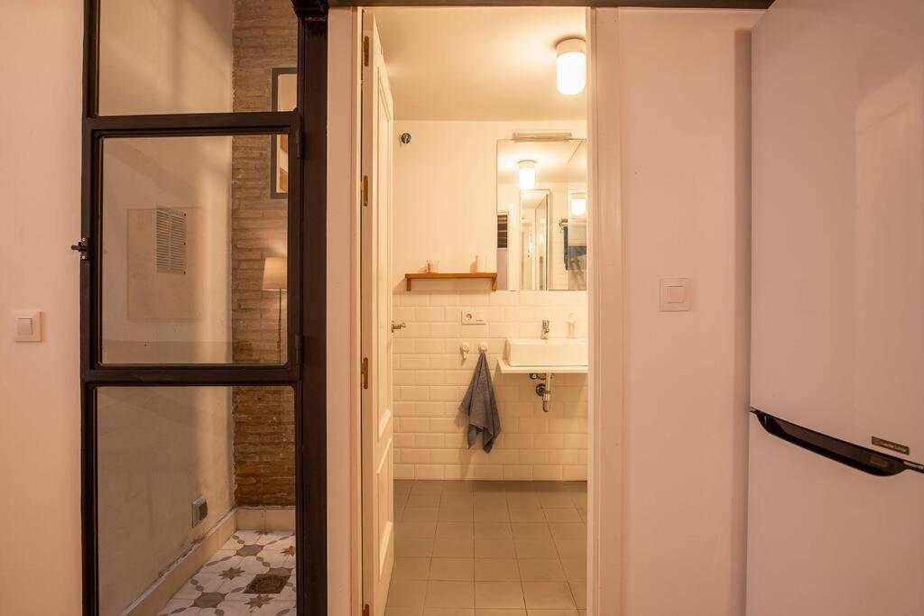Precioso Apartamento Nuevo En Sevilla Centro 4Pax Luaran gambar