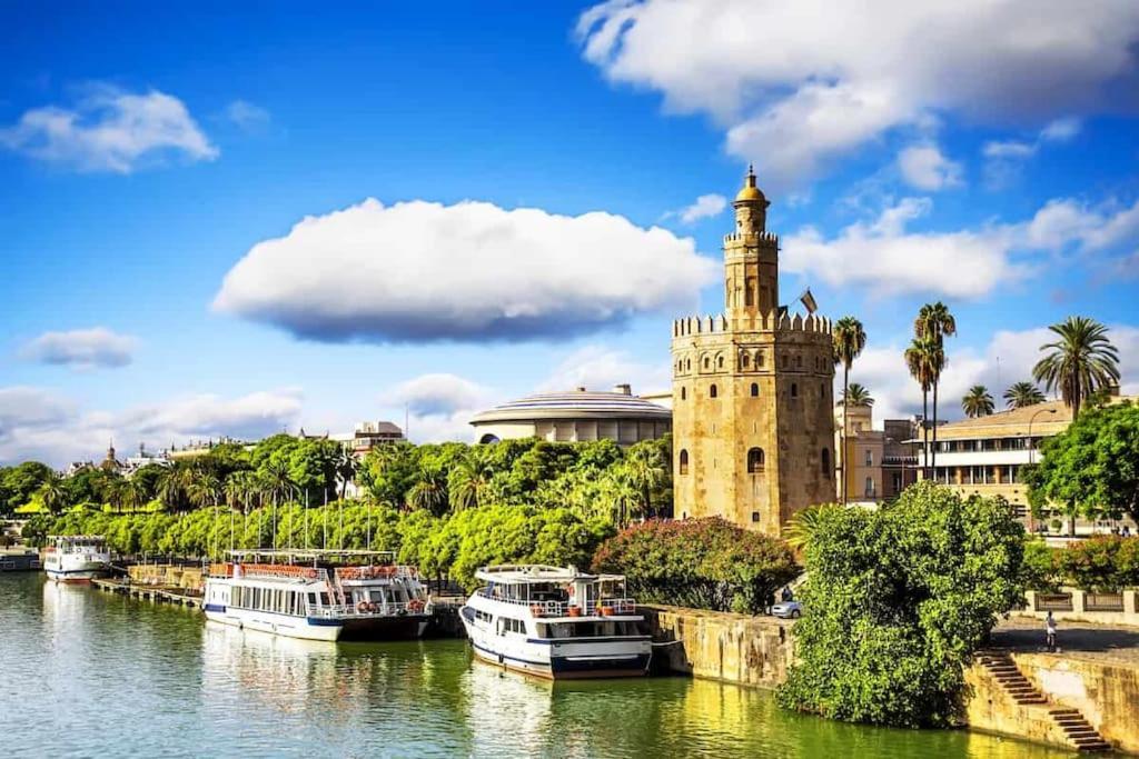 Precioso Apartamento Nuevo En Sevilla Centro 4Pax Luaran gambar